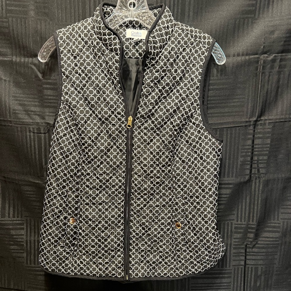 Croft & Barrow Quilted Black And White Vest